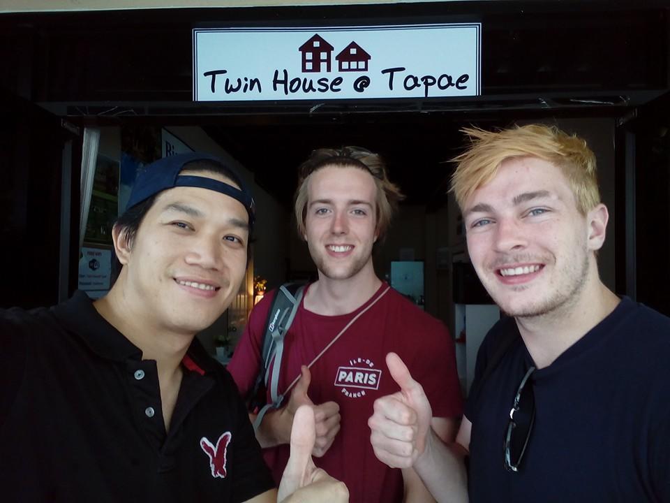 Twin House @ Tapae Vandrehjem Chiang Mai Eksteriør billede