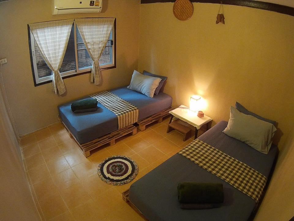 Twin House @ Tapae Vandrehjem Chiang Mai Eksteriør billede